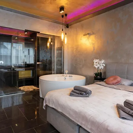 Luxor,luxury,jacuzzi,main Square *