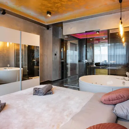 Apartment Luxor,luxury,jacuzzi,main Square Zagreb
